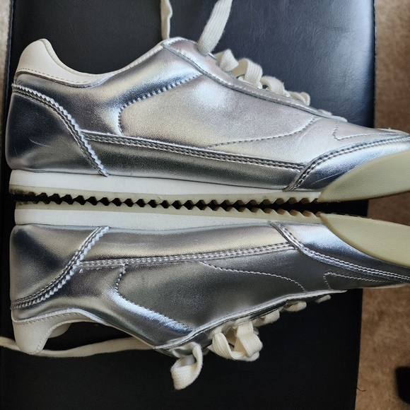 ZARA Metallic Running Sneakers - Picture 4 of 9